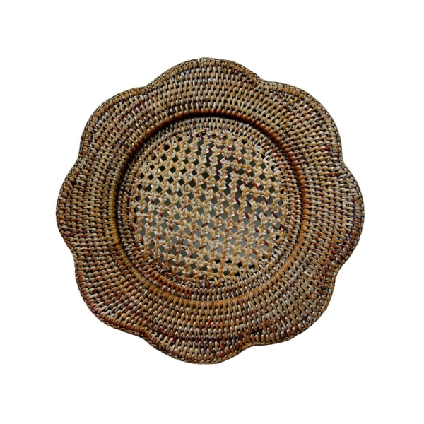 Rattan spisebrikke