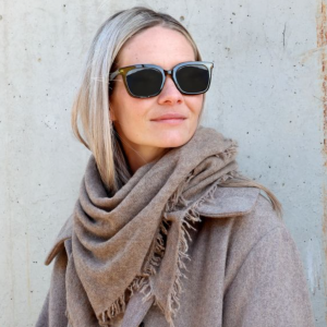 2 - Cashmere sjal (latte)