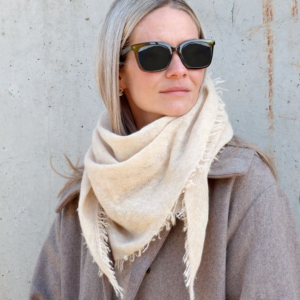 1- Cashmere sjal (creme)