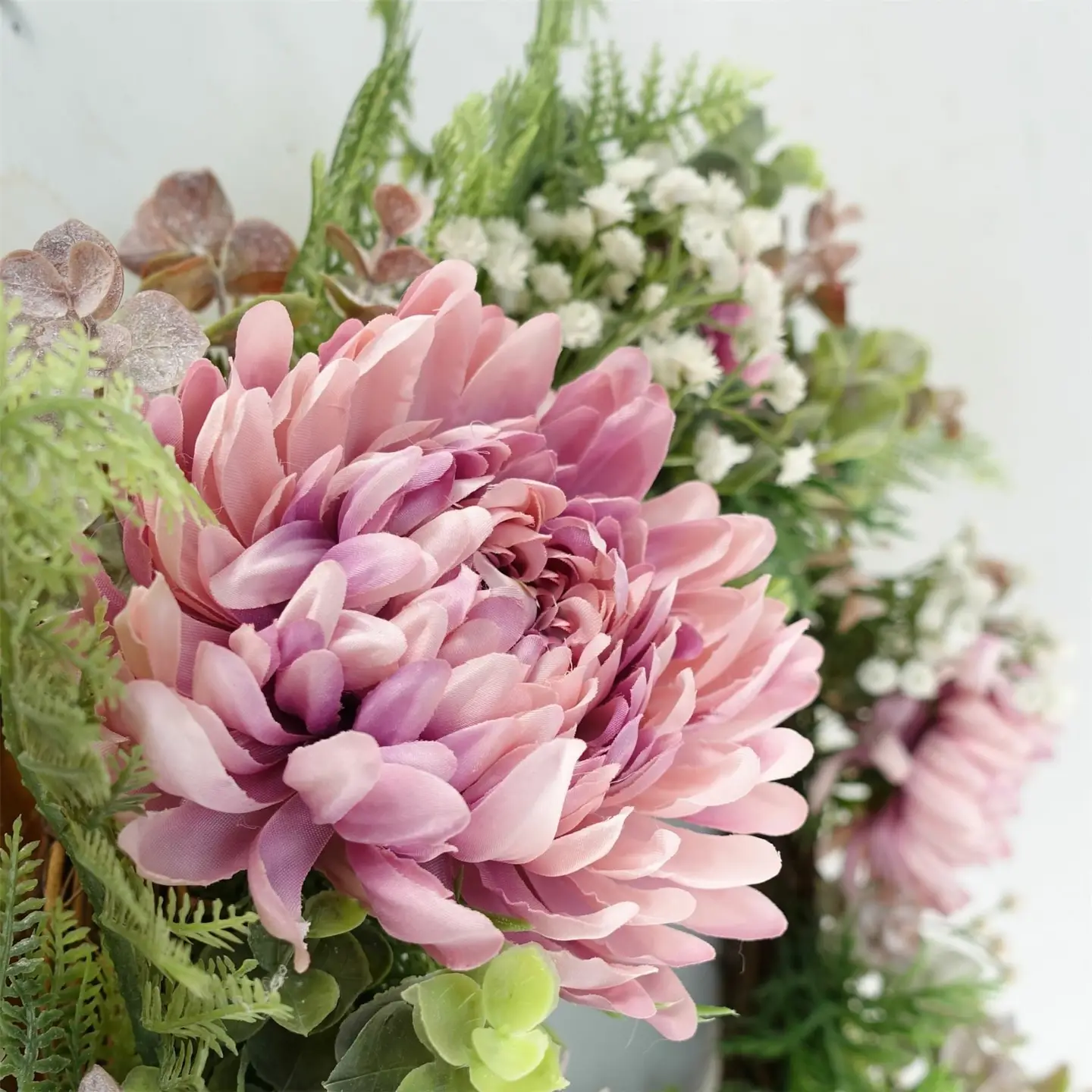 Krans med rosa blomster - Bilde 4